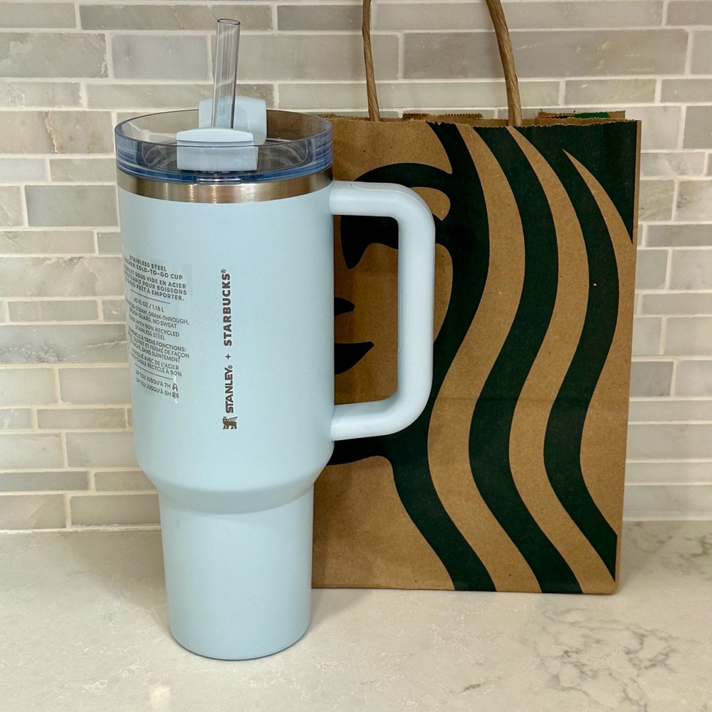 NWT Stanley x Starbucks Spring Blue 2024 Tumbler 40oz Quencher Limited - Picture 2 of 10